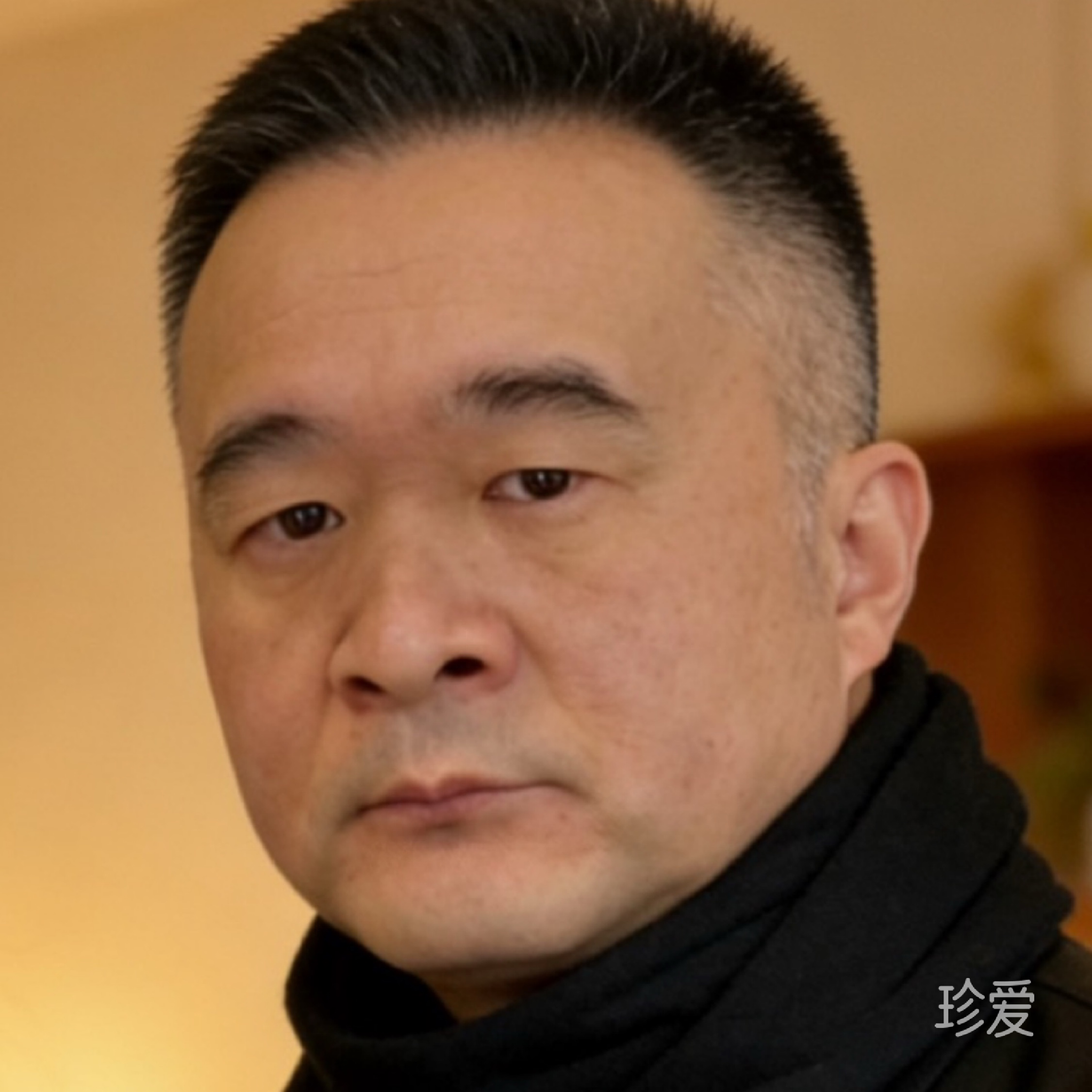 谁谁谁