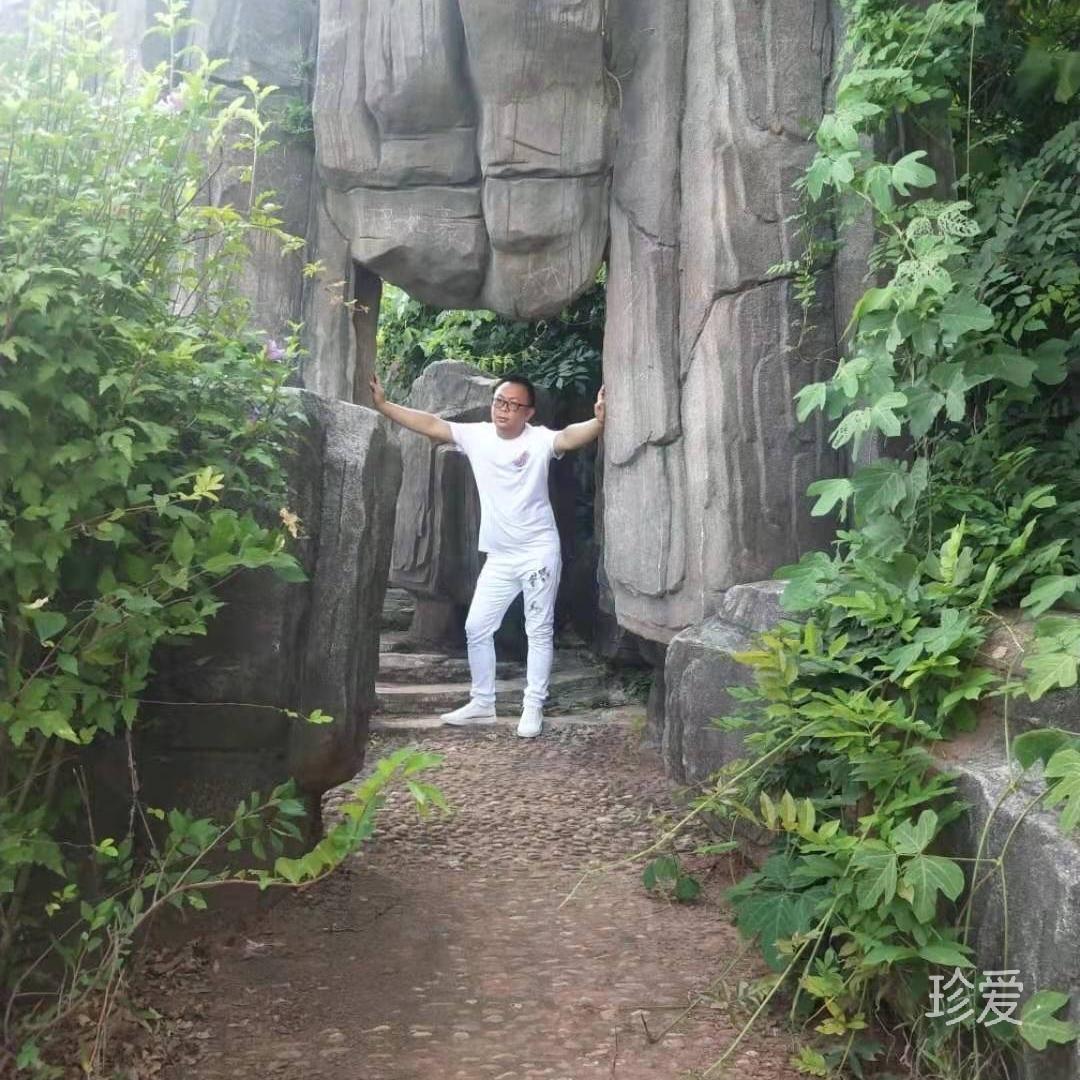 孤單的一個(gè)人