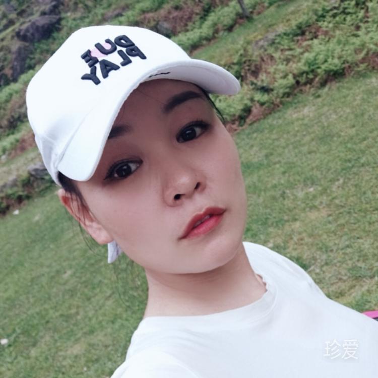 爱傻笑的菇凉
