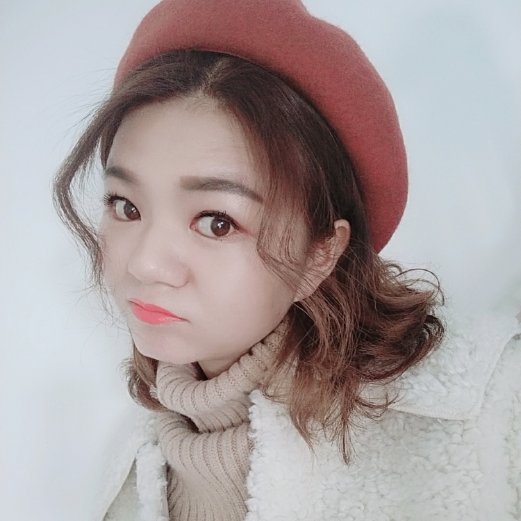 檸檬樹下的女孩