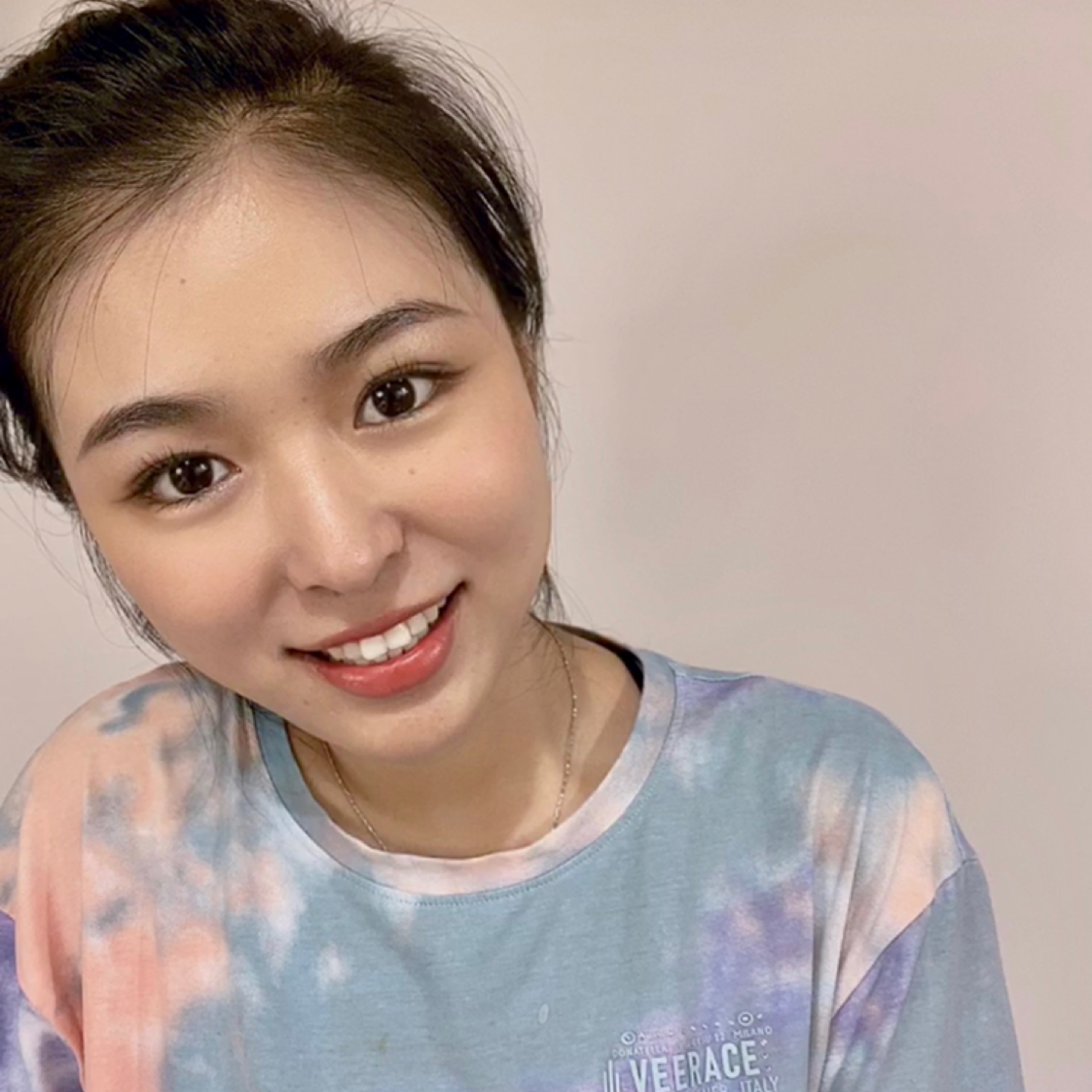 愛吃生魚片的錢錢