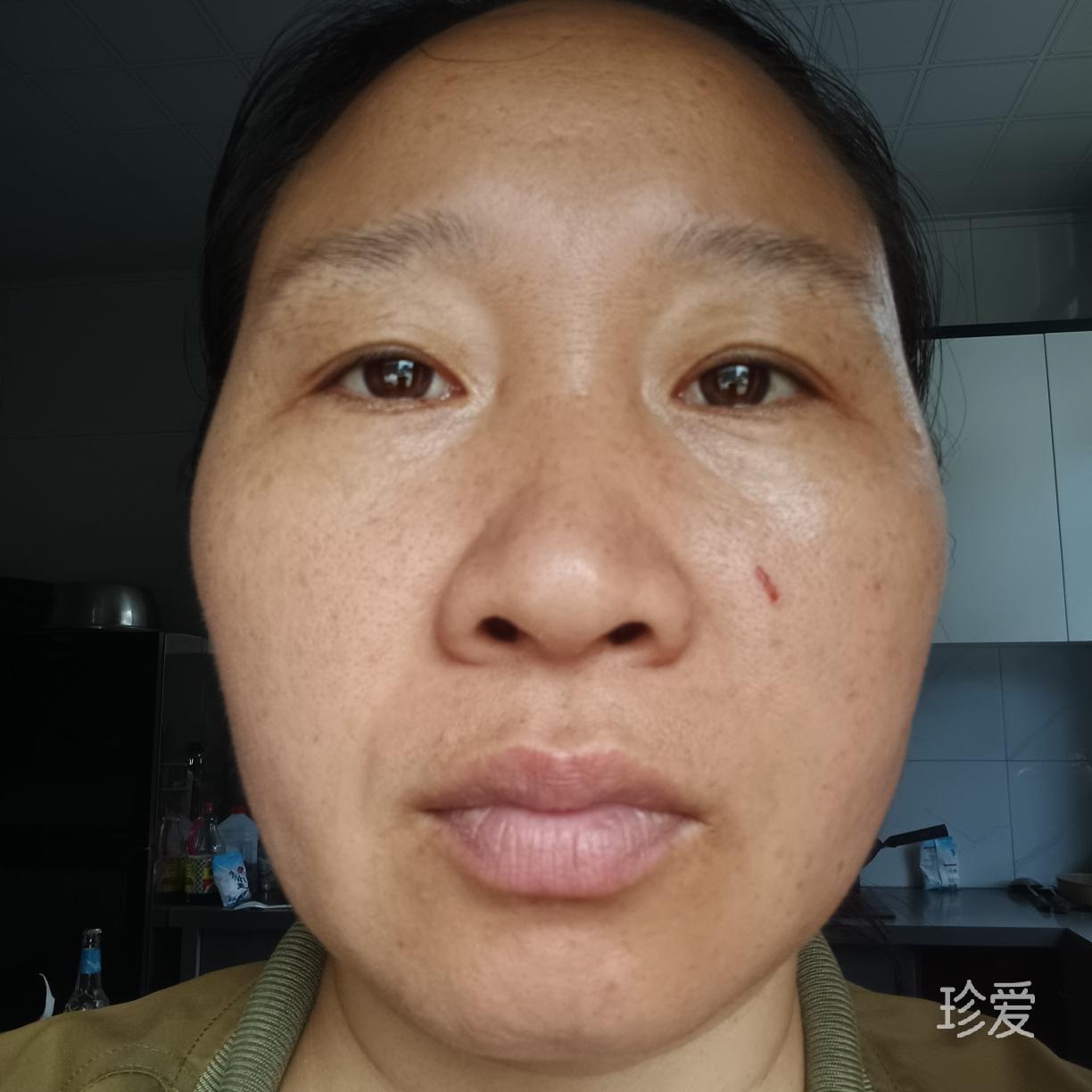 暖丽凡英
