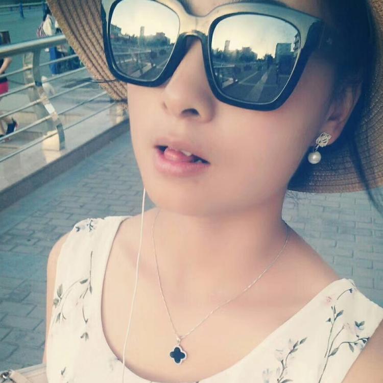 我是一個(gè)憂傷的小兔子