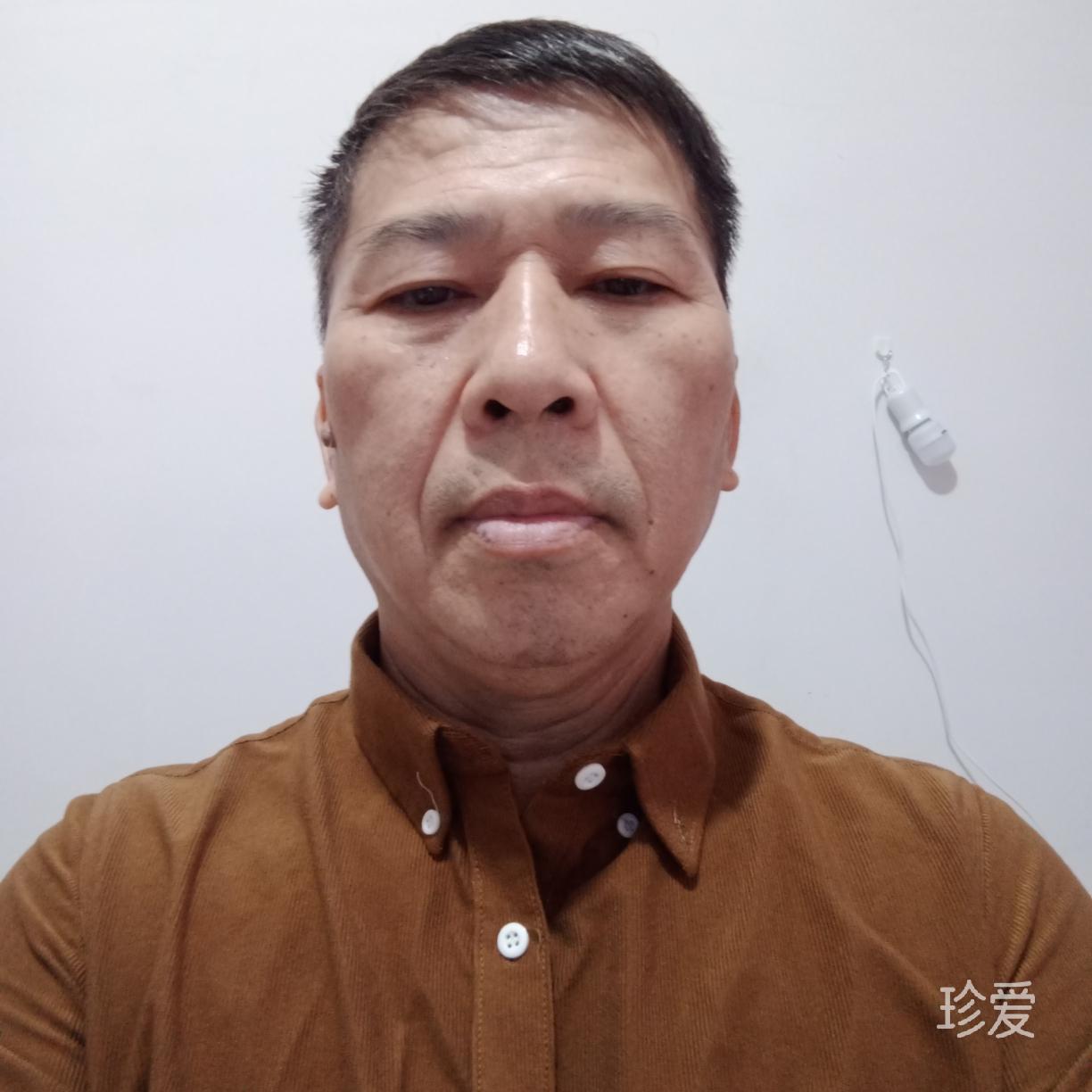 戏剧开幕老实人