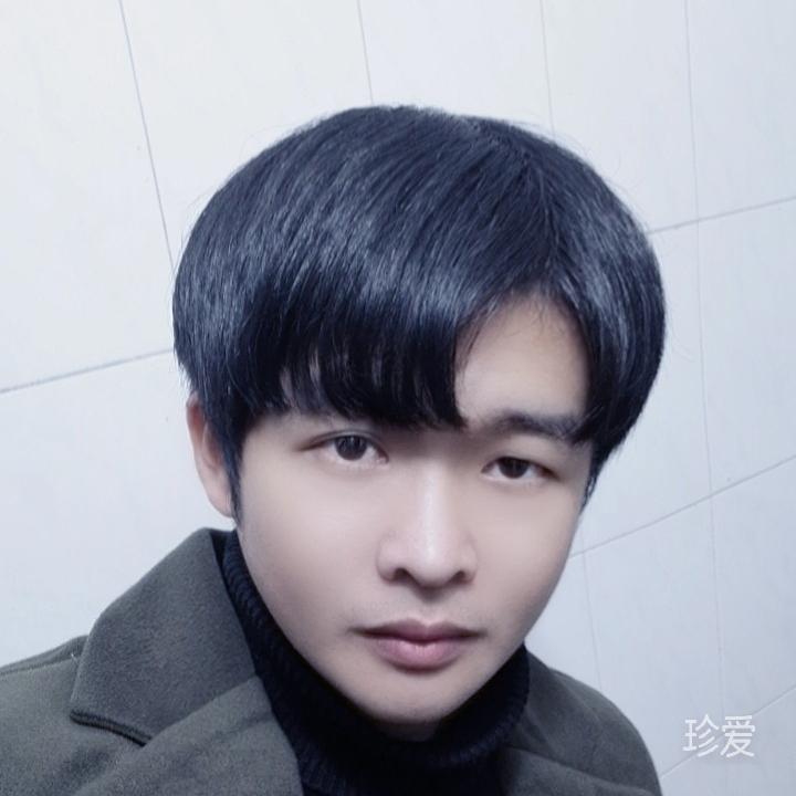 安靜的美男子