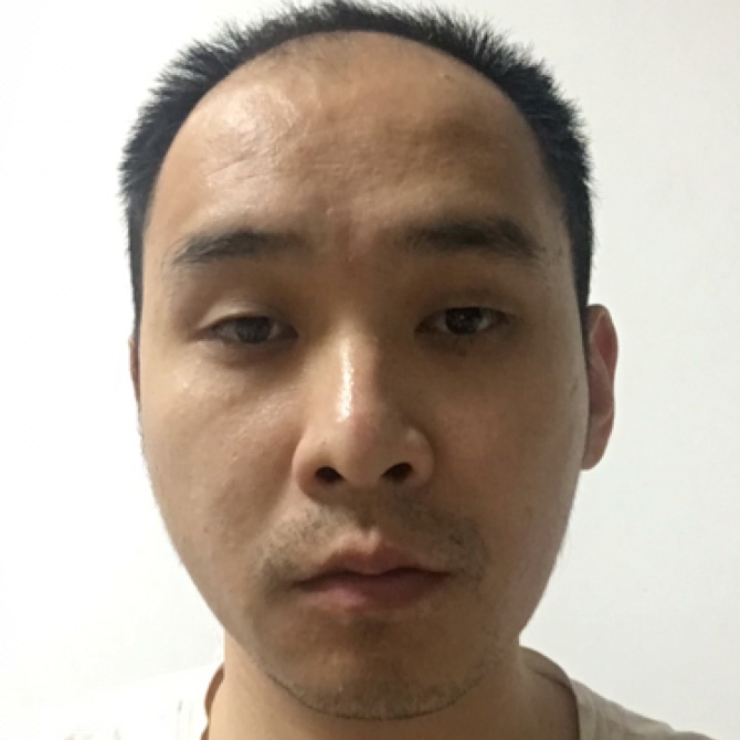 抱著菊花看太陽