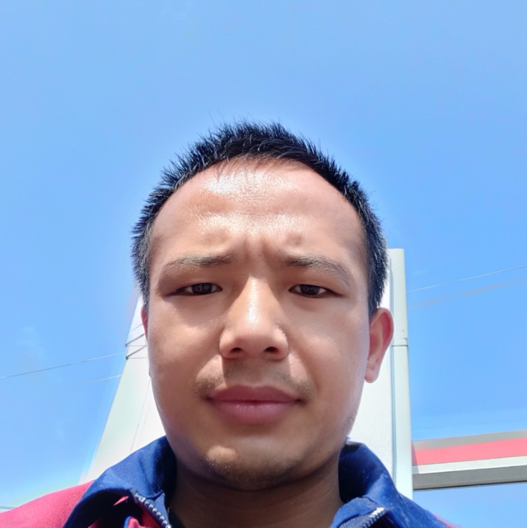 沉着寂寞的香烟