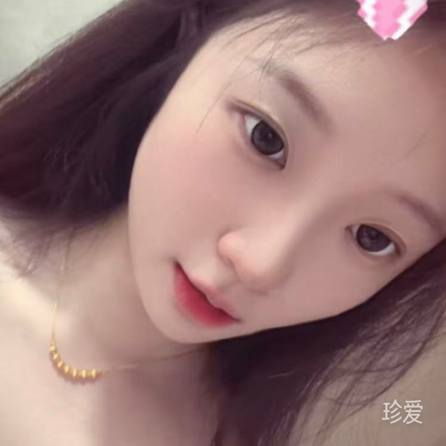 微风轻拂云