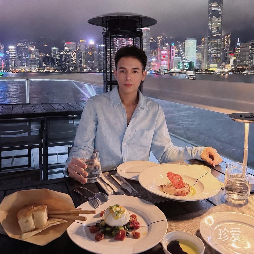 小黄