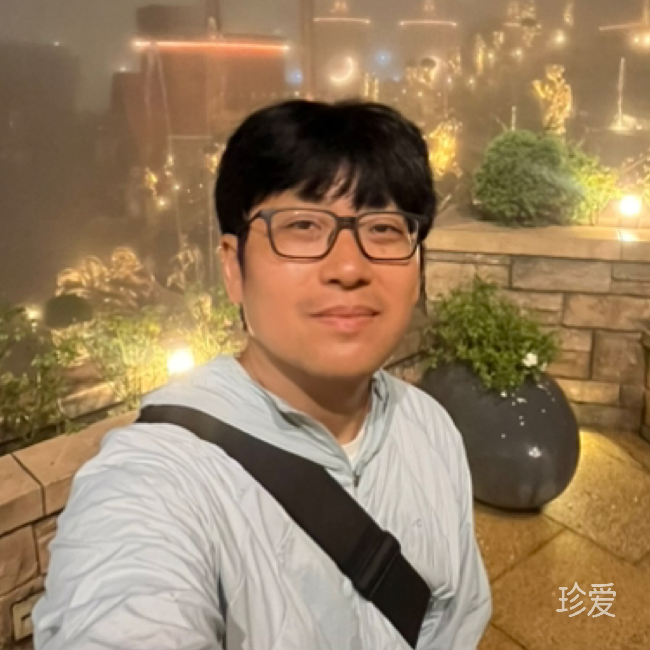爱看海的Andy