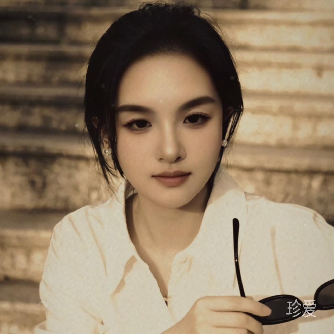 小眼睛