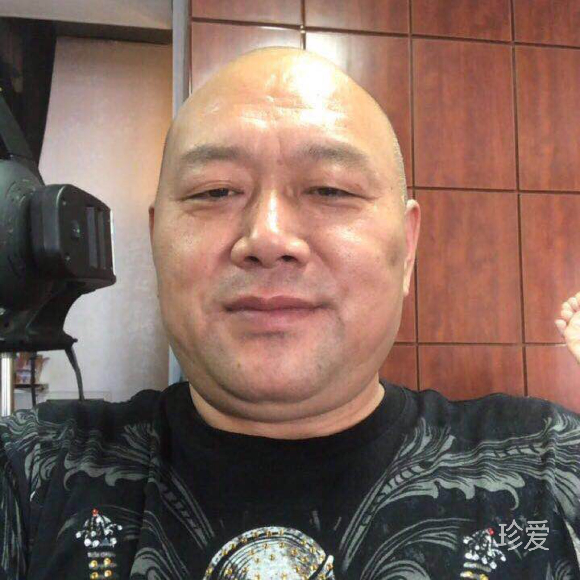 只為伊人戰(zhàn)天下