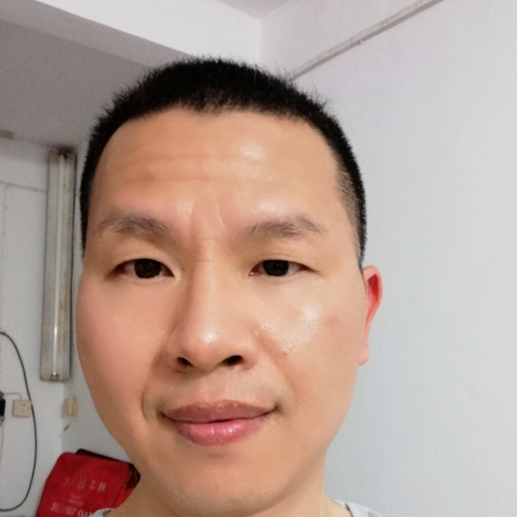 等待嫩草的老牛