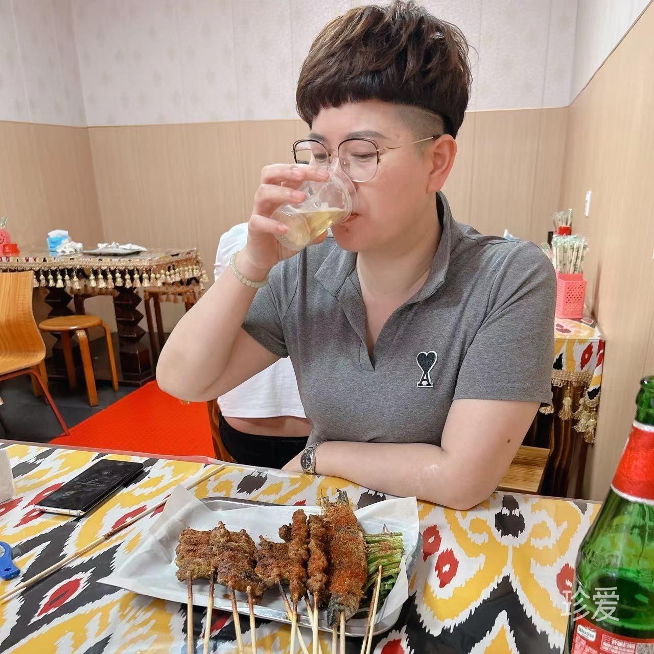 微微一笑