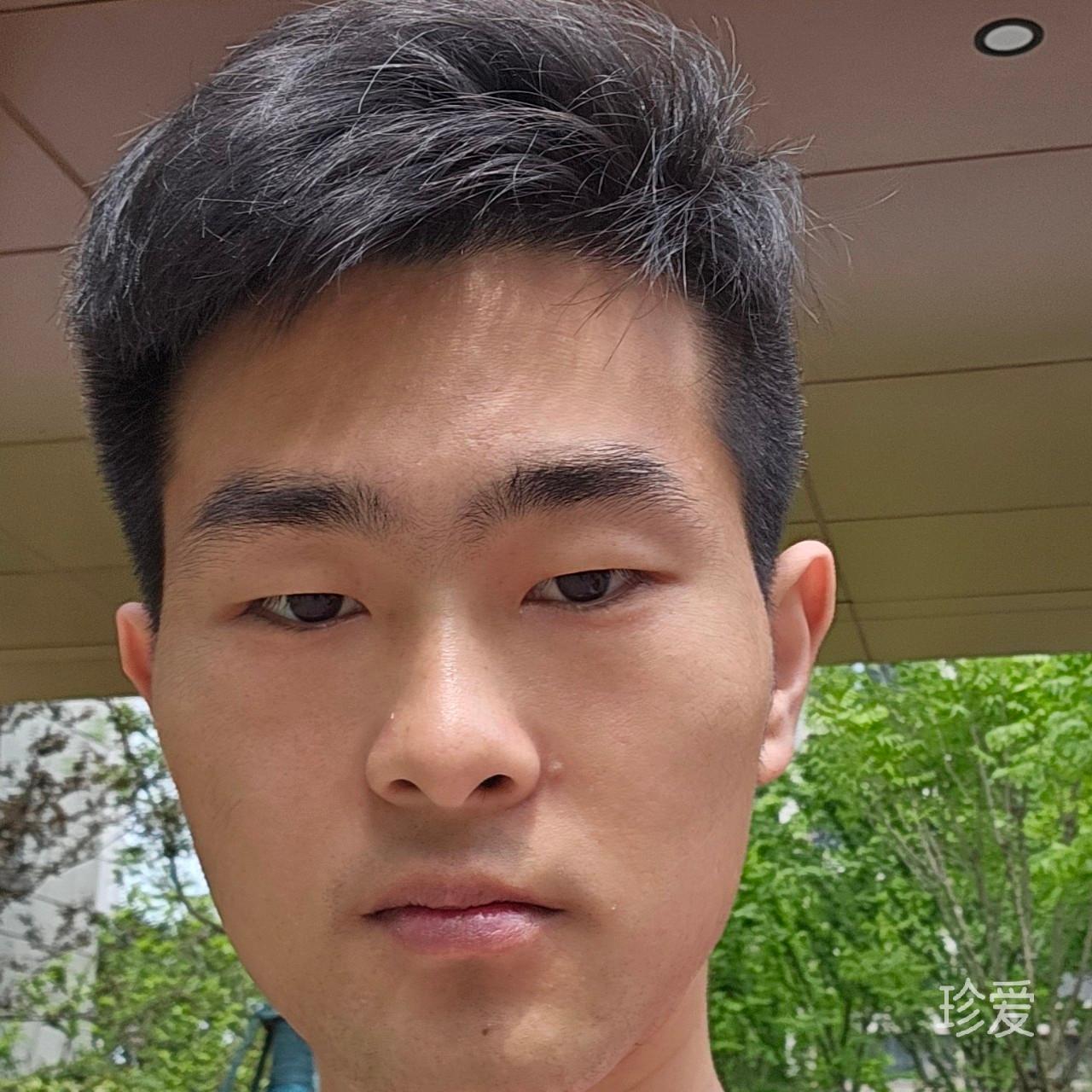 阳光开朗大男孩