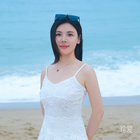 海邊伴月