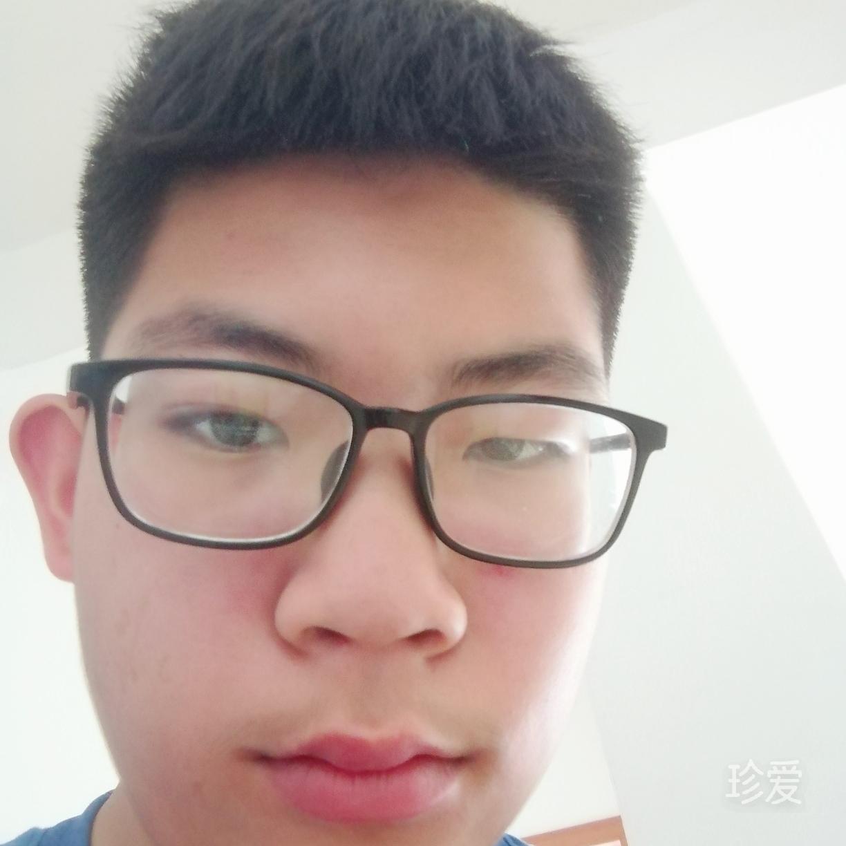 云朵中的蓝天