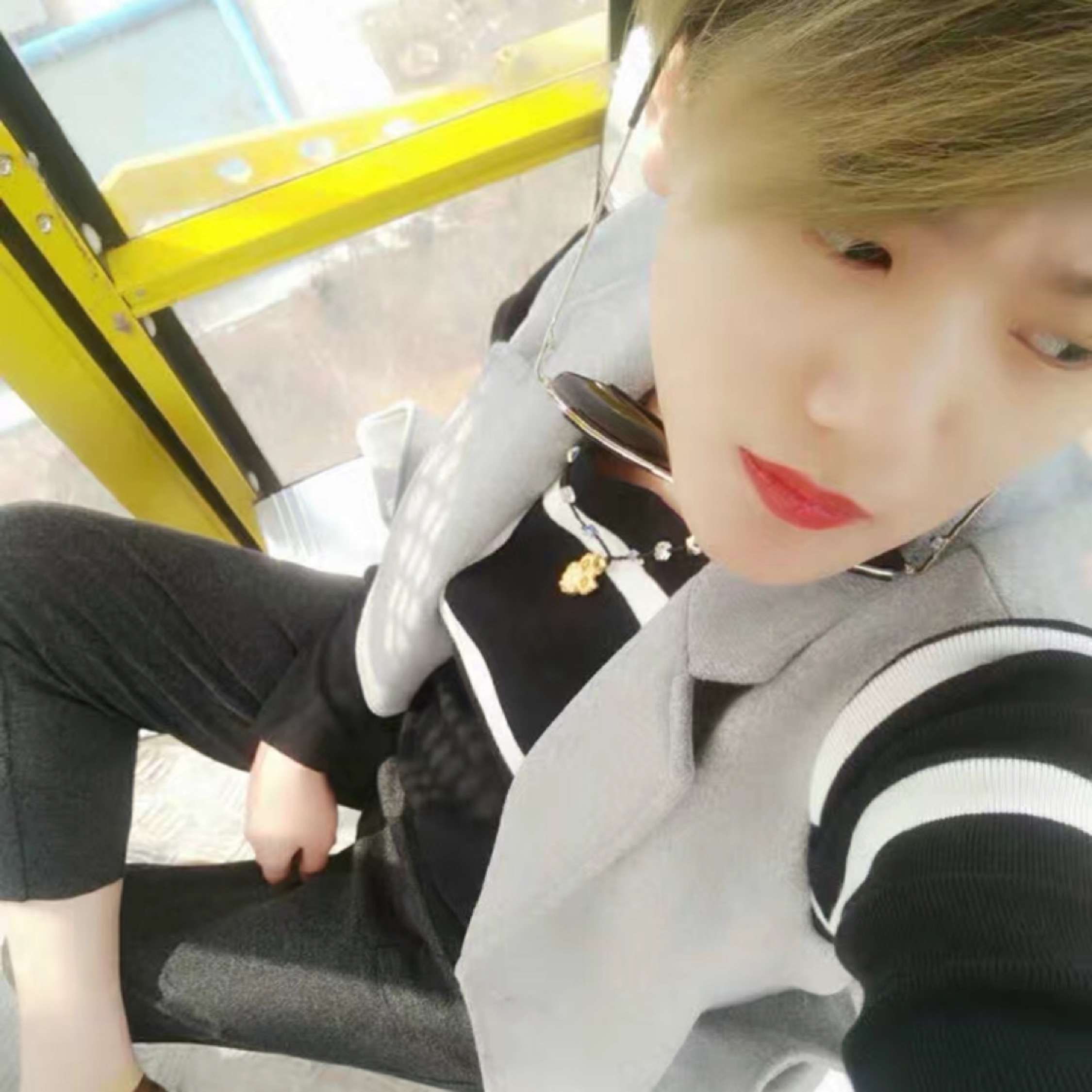 堅強(qiáng)的小爽