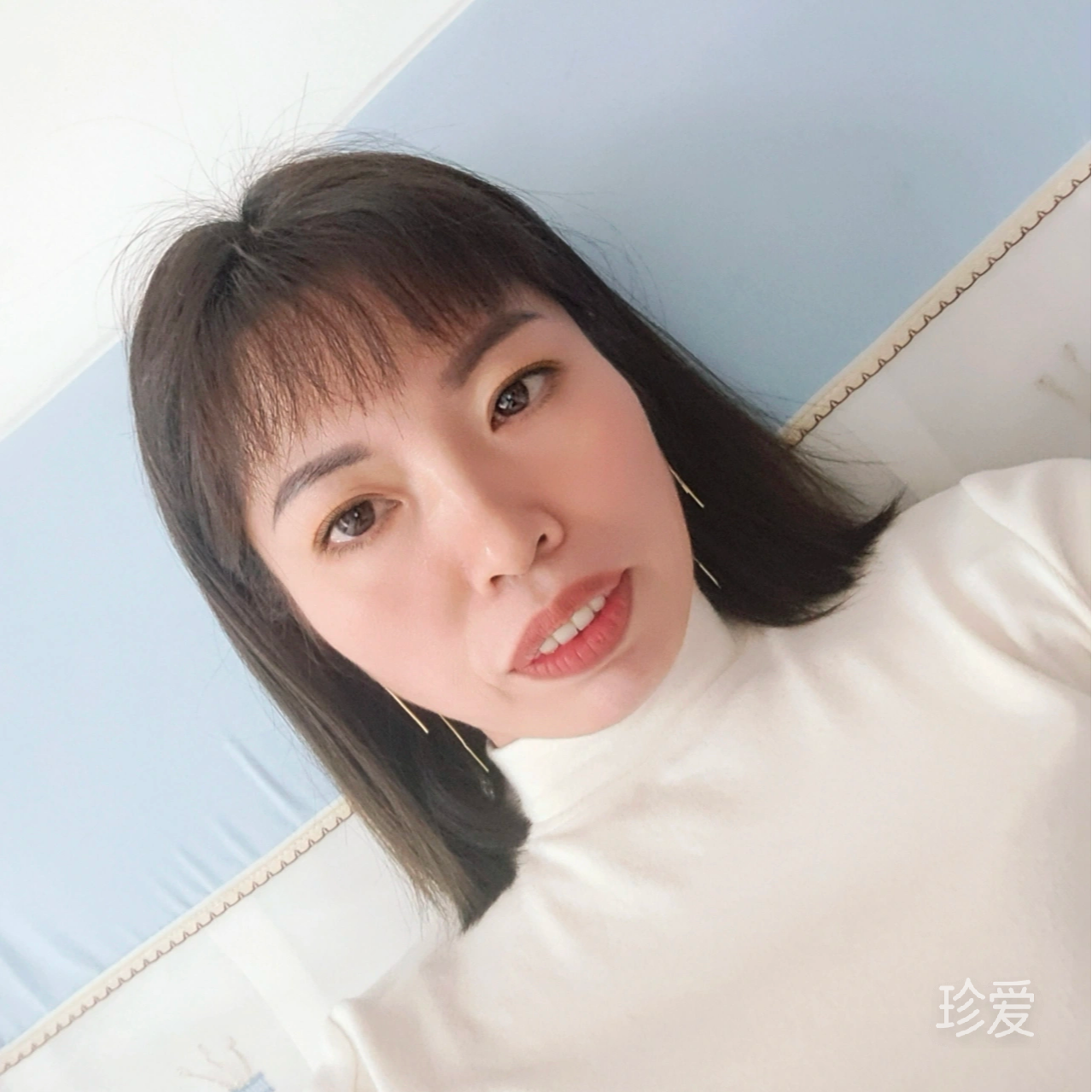 陌上柳絮倾城雪