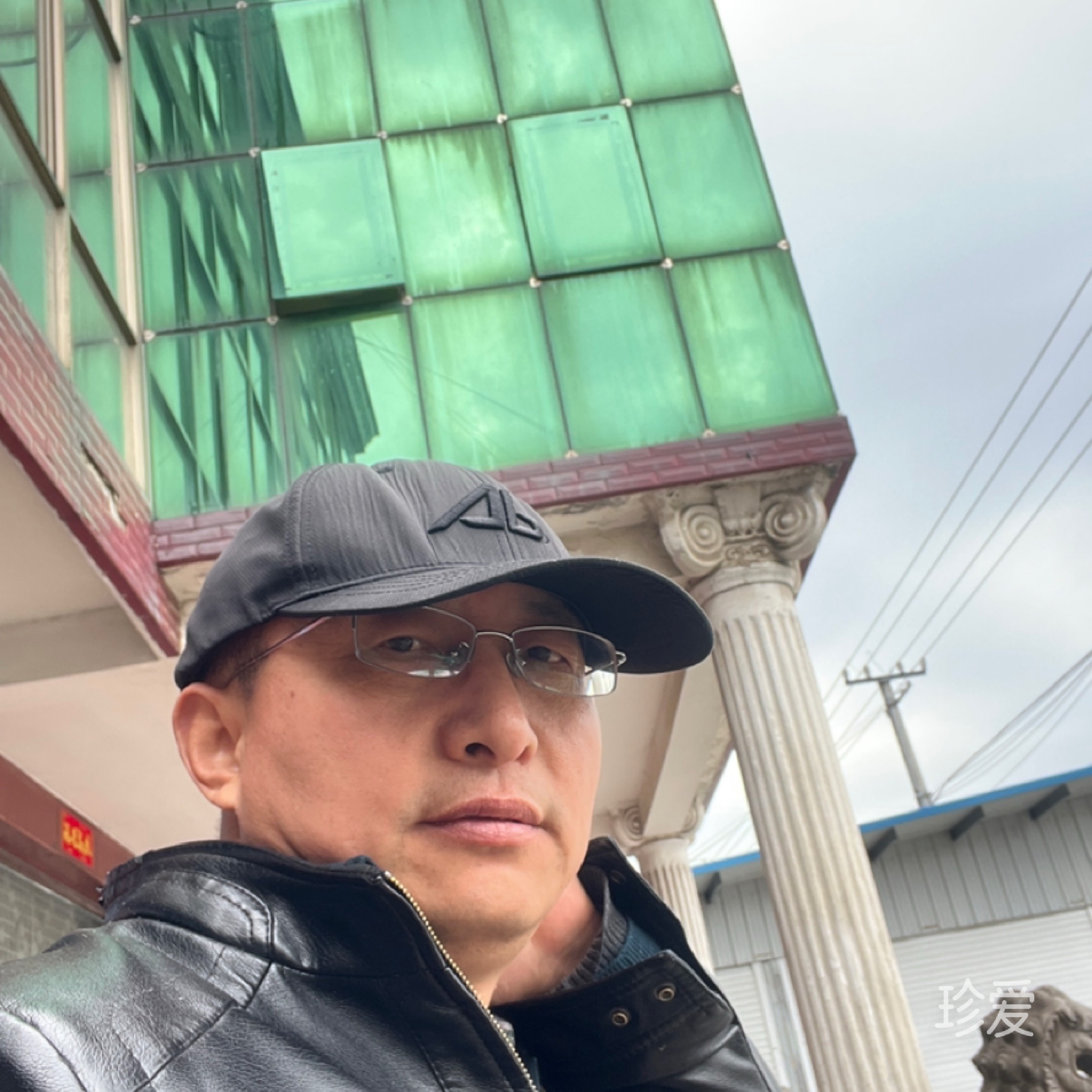 天高云淡