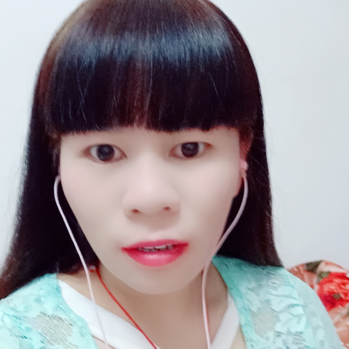 夢云，單身，