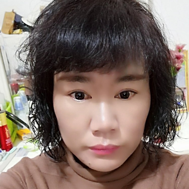 太阳刺眼旳光芒