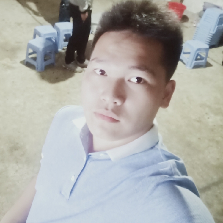 堅(jiān)強(qiáng)的蝸牛