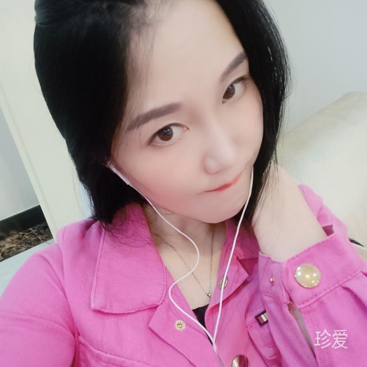 沉默不语笑看无