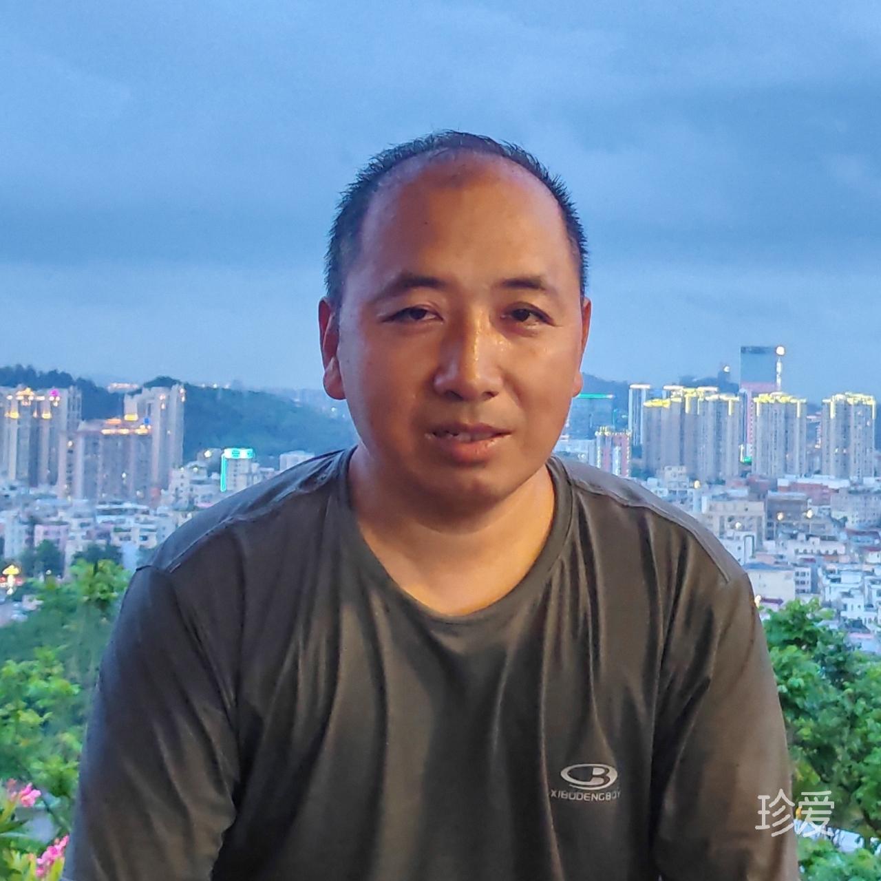 温柔的小屁孩