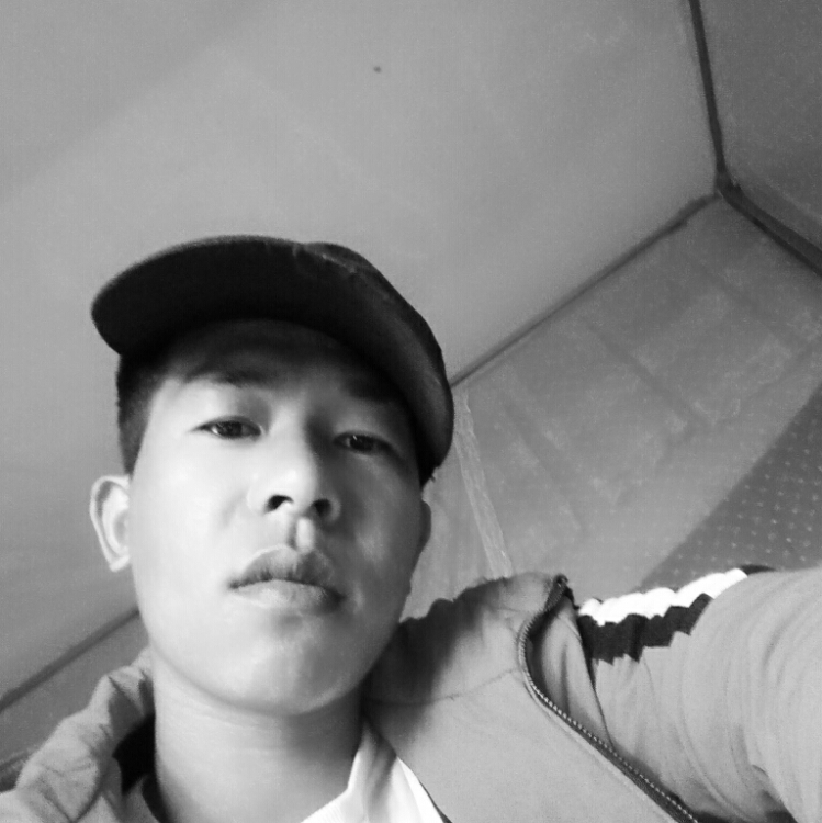 愛到了死不放手