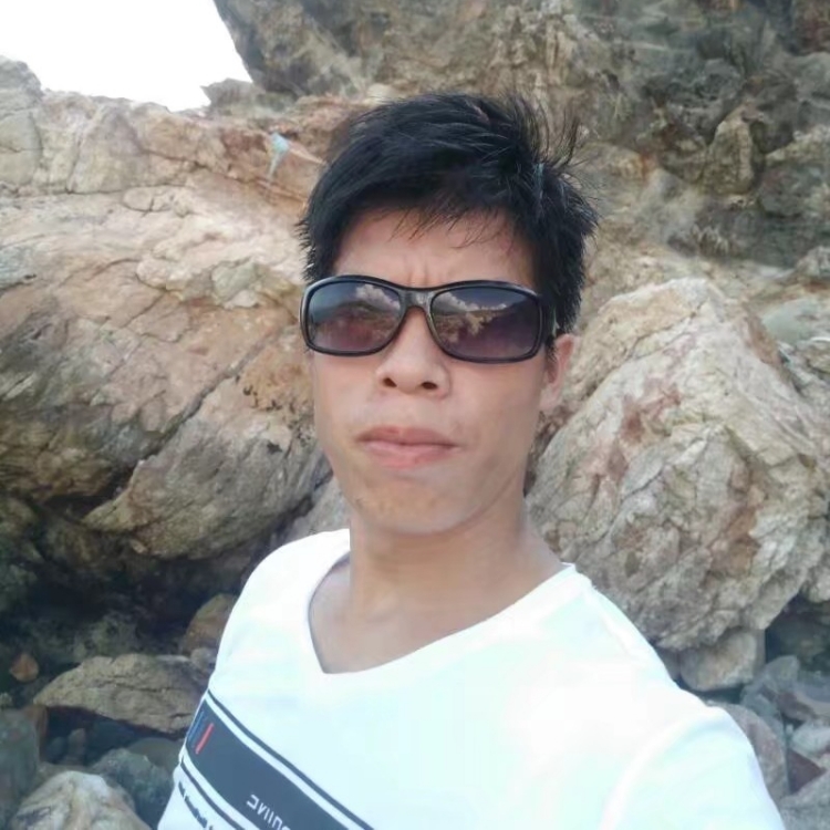 成長將哭聲調成靜音