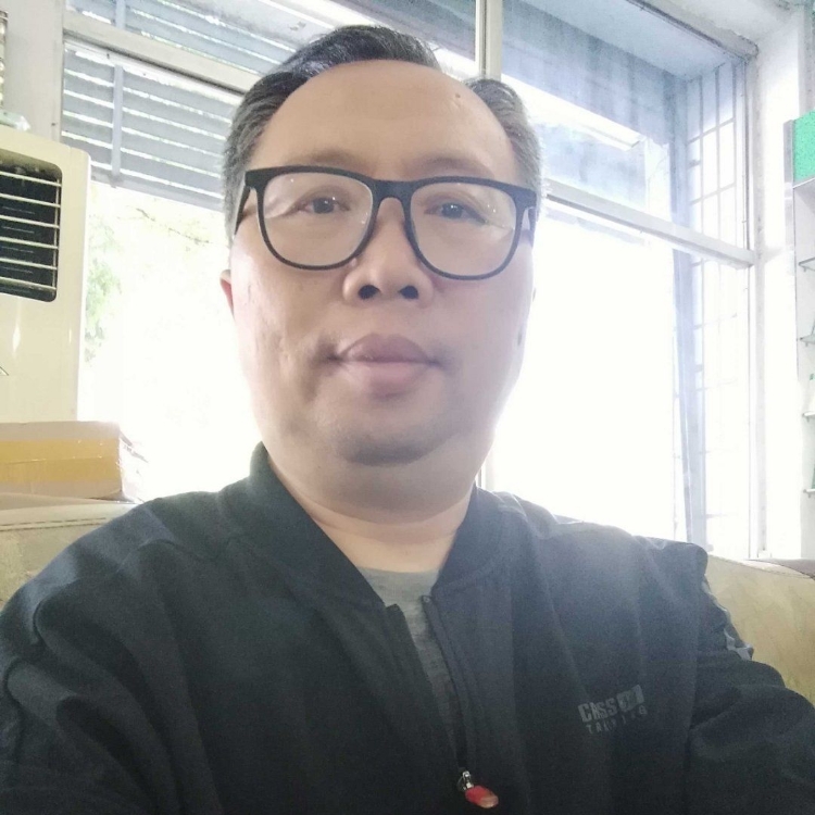 彩姑娘的小蘑菇