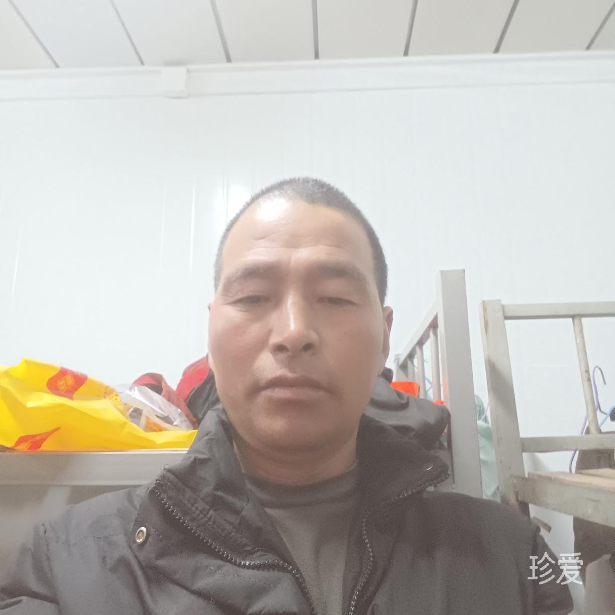 彩虹边的雨云