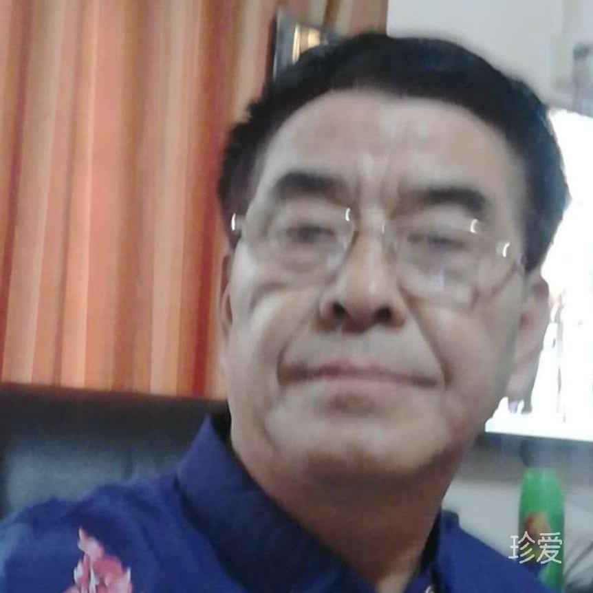 養(yǎng)鳥(niǎo)的小老頭