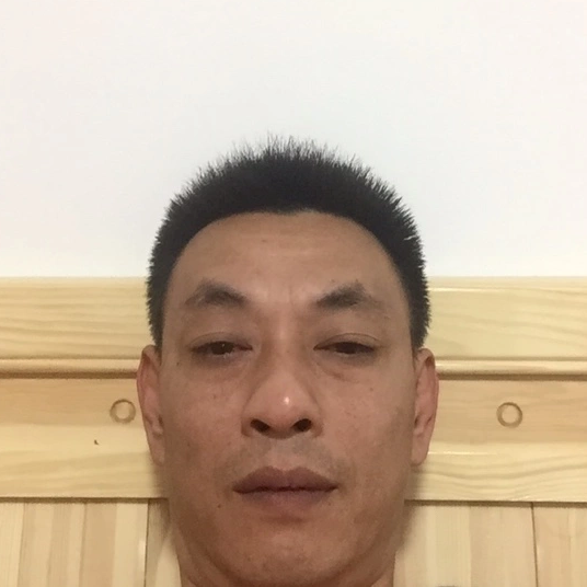 一頭無文化盲牛