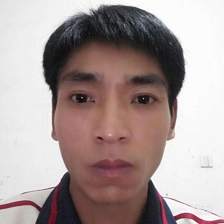 两手一背到处逛