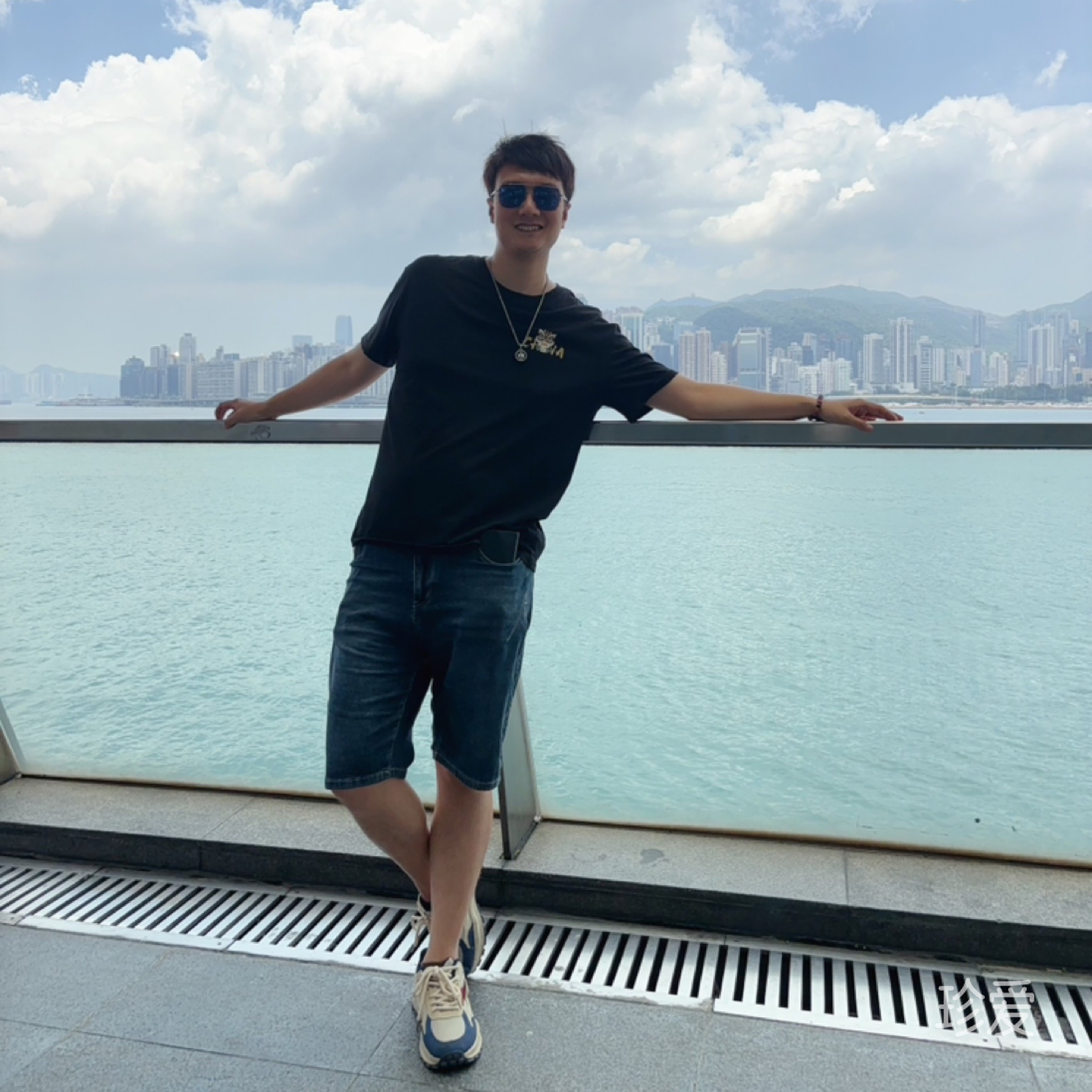 乐乐
