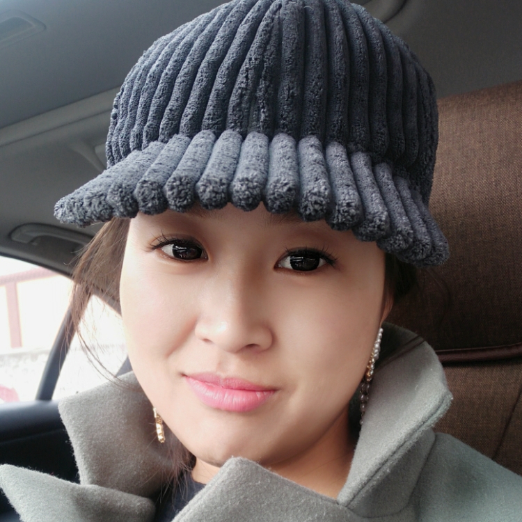 笑笑開心的笑了