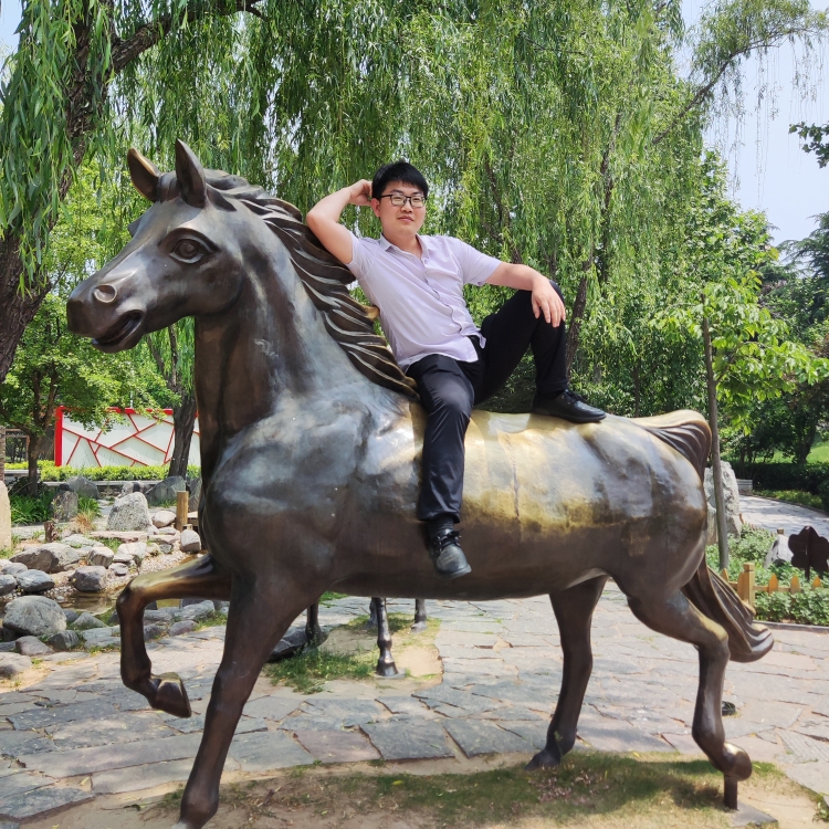 长歌婉转只影阑珊