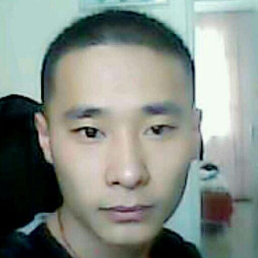 開著拖拉機迎接春天