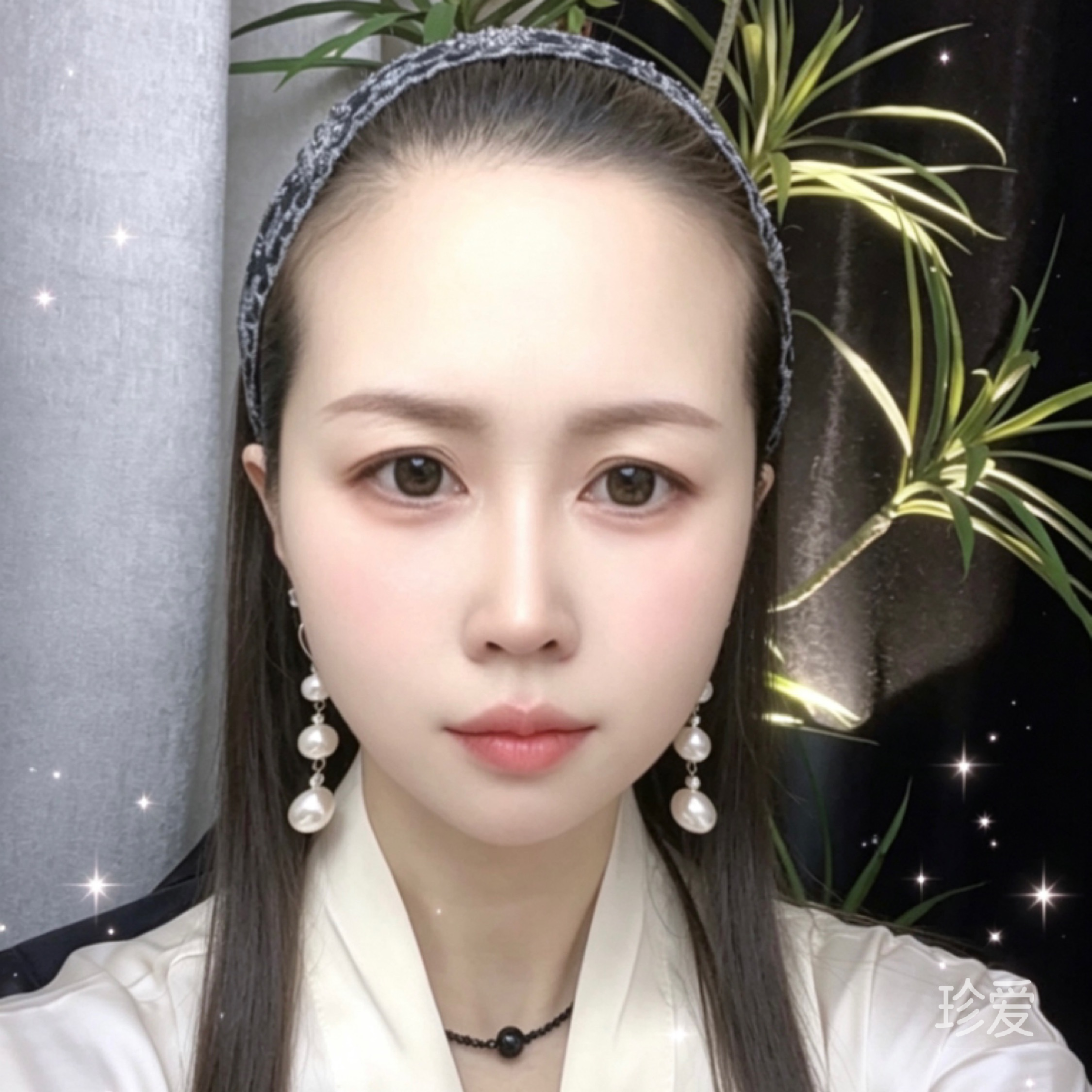 小燚