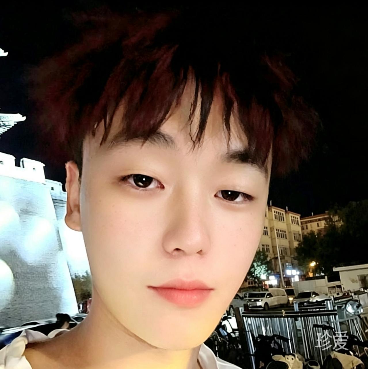 一只小玮