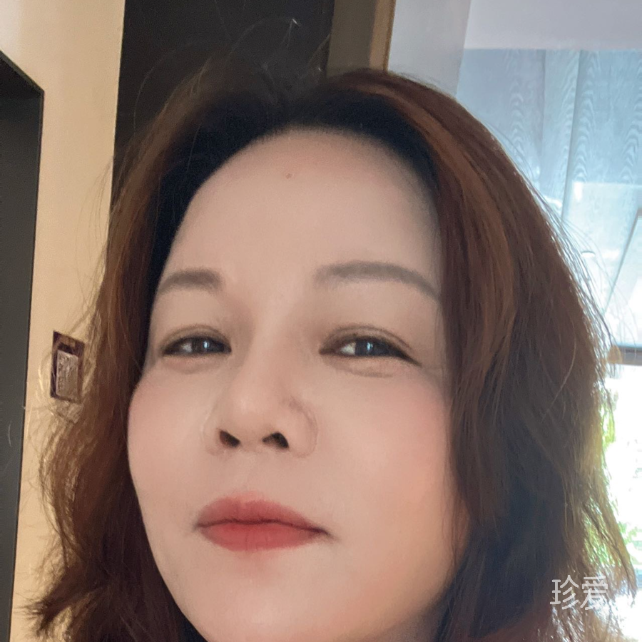 英子