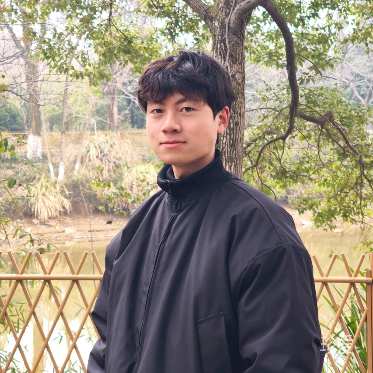 一只会说话的鹦鹉