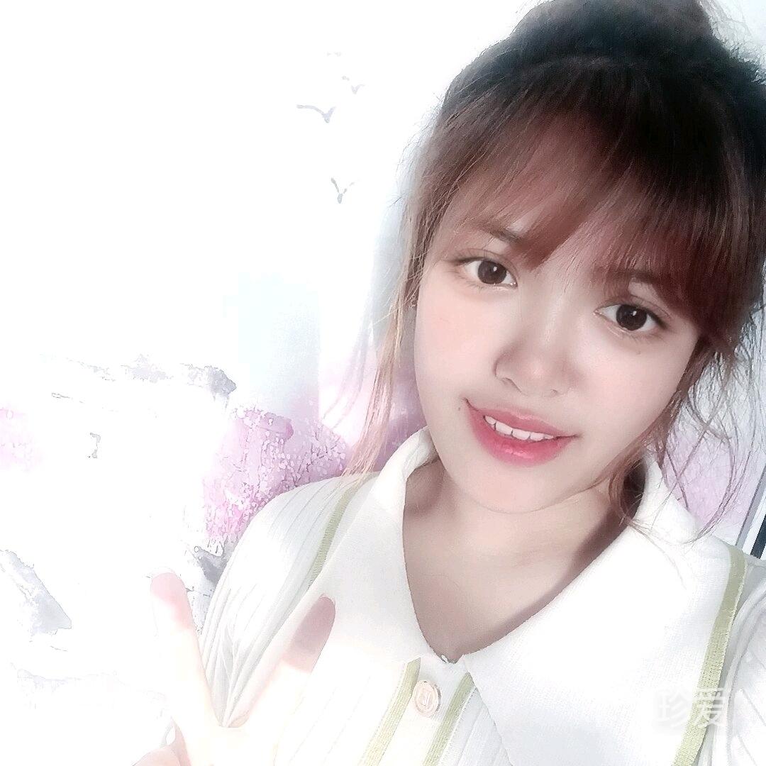 风雨中的香水百合