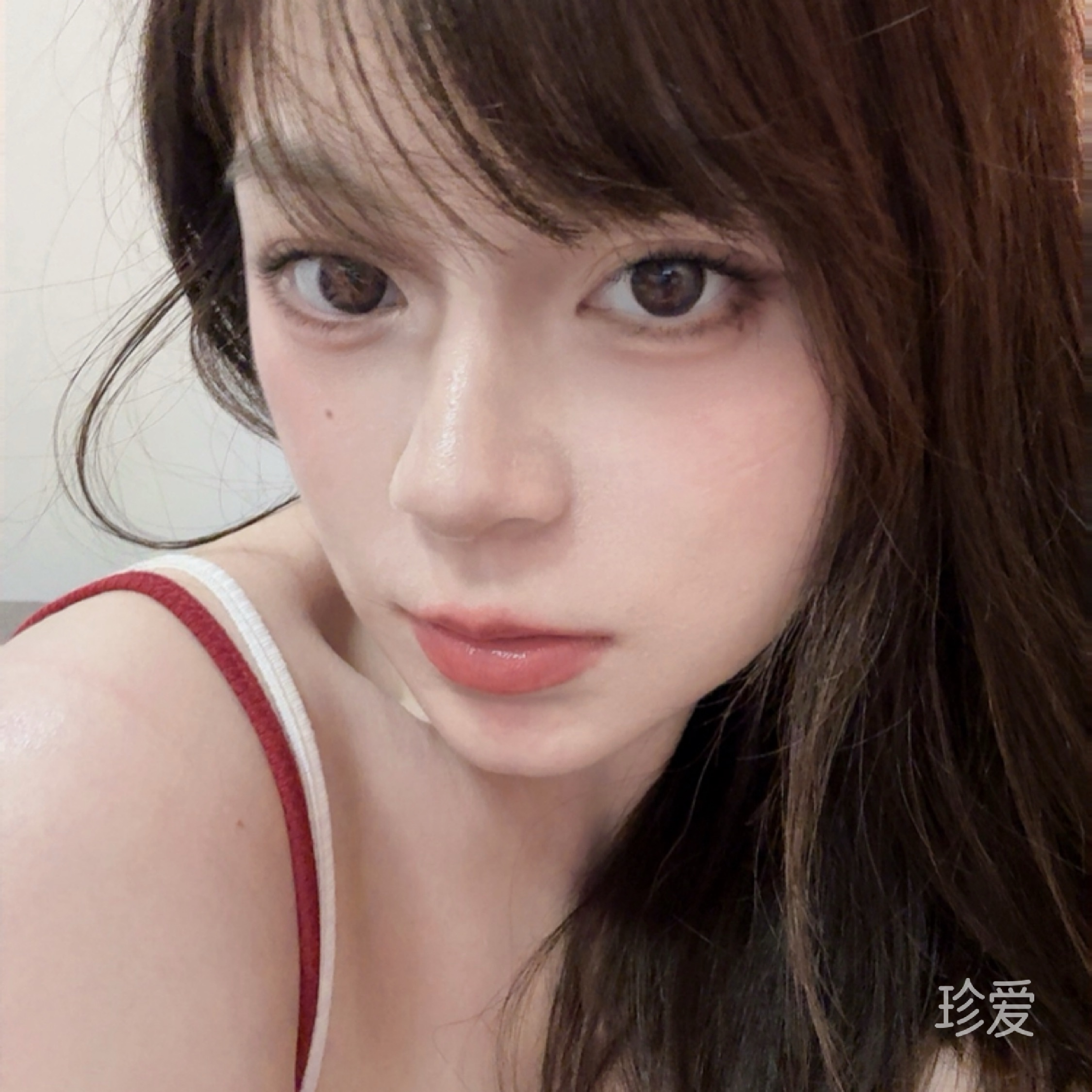 L妮妮