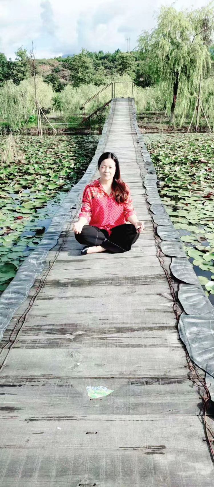 一步一笑一清歡