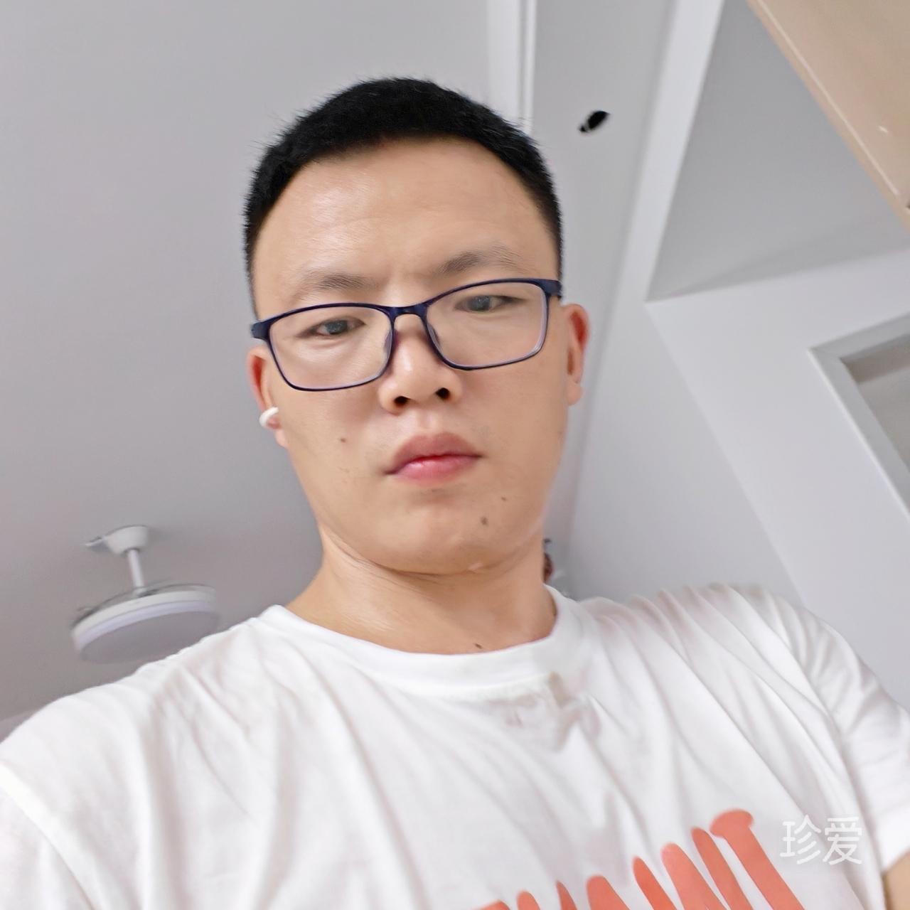 携手就一生白头