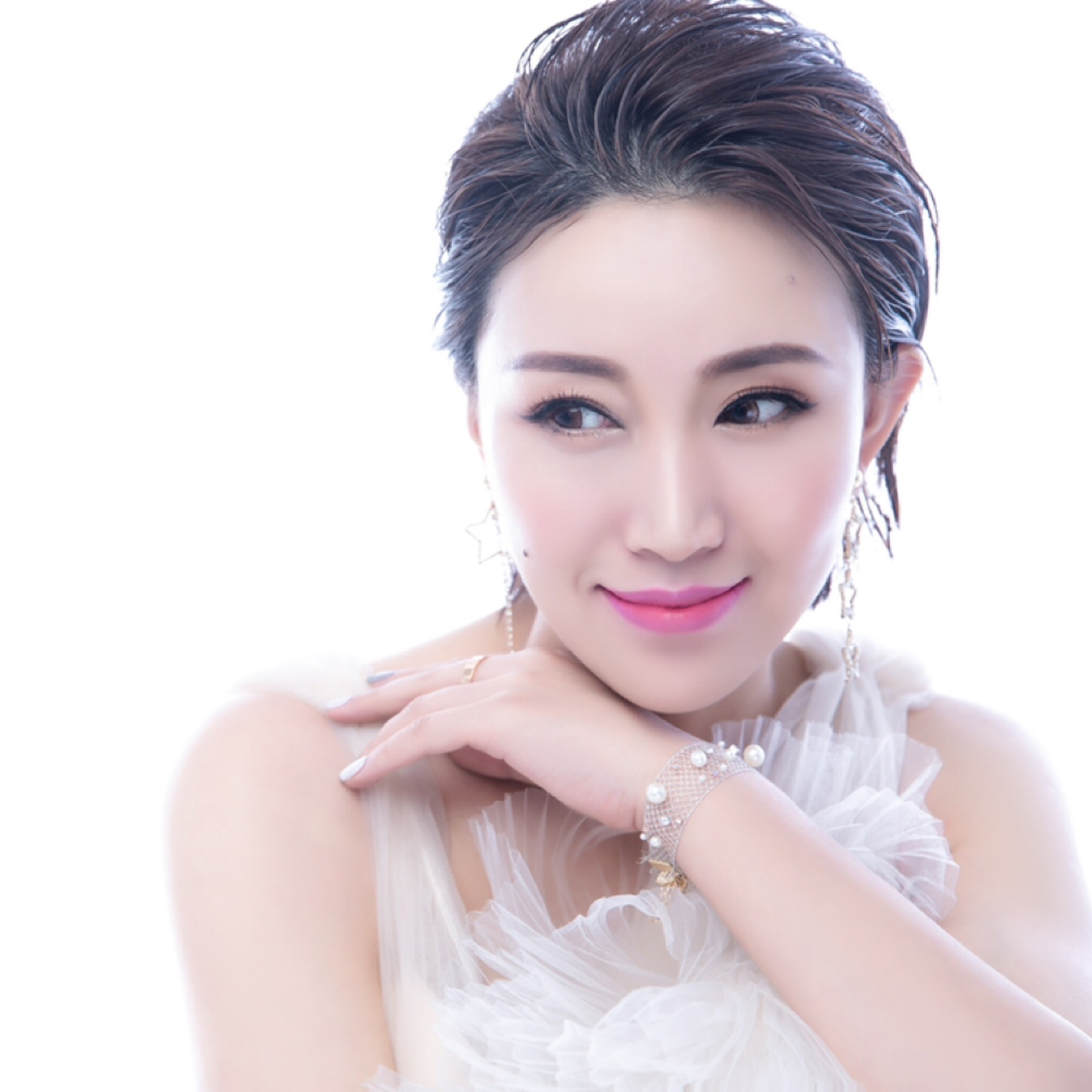 魚(yú)詩(shī)詩(shī)