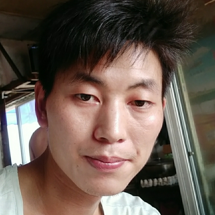 一個月亮一個你